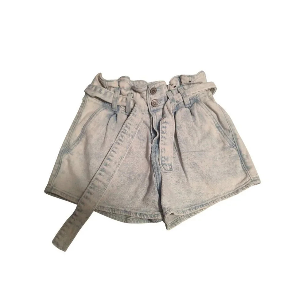 Hollister Ultra High-Rise Mom Shorts 3” w/Paper Bag Belted Waist Button Fly W26
